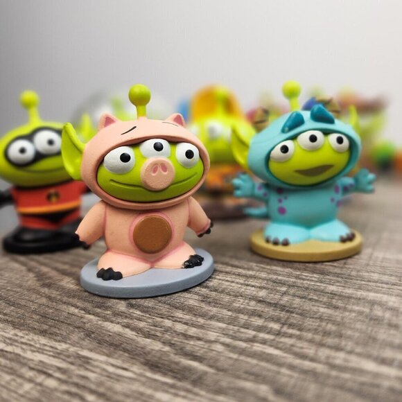 Lot Modern Vintage Disney Figures Doorables Toy Story The Muppets Barnie Pooh - Picture 11 of 11